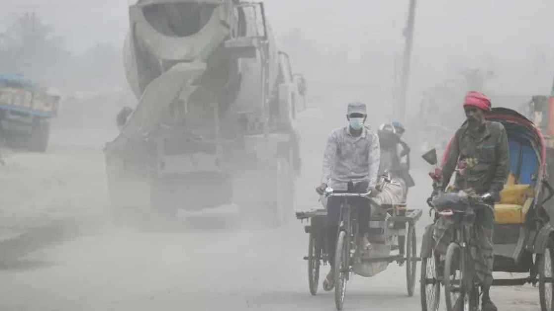 ঢাকার বাতাস আজ ‘অস্বাস্থ্যকর’: আইকিউএয়ার